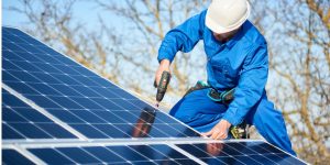Installation Maintenance Panneaux Solaires Photovoltaïques à Arbonne
